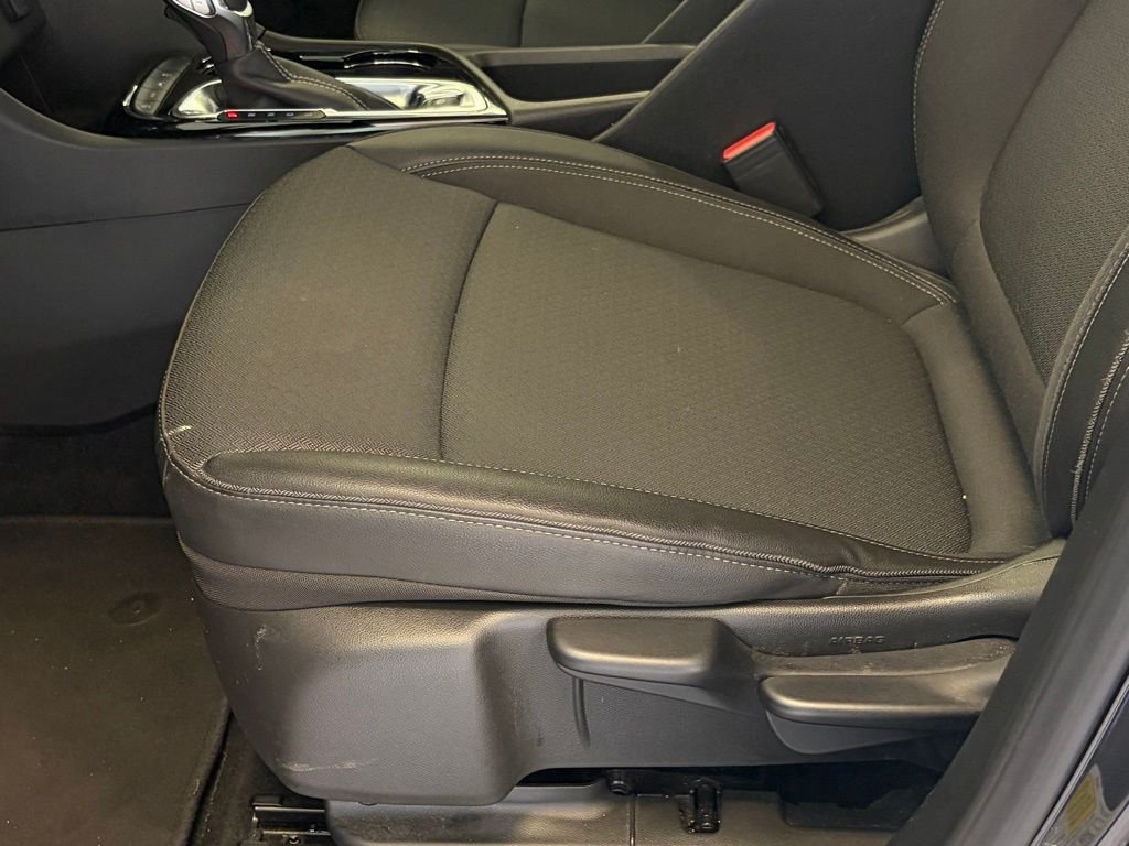 Used 2025 Ebony Twilight Metallic Buick Preferred image 9