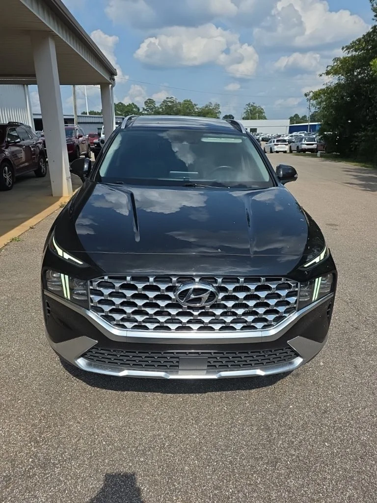 Used 2023 Black Hyundai Limited image 7