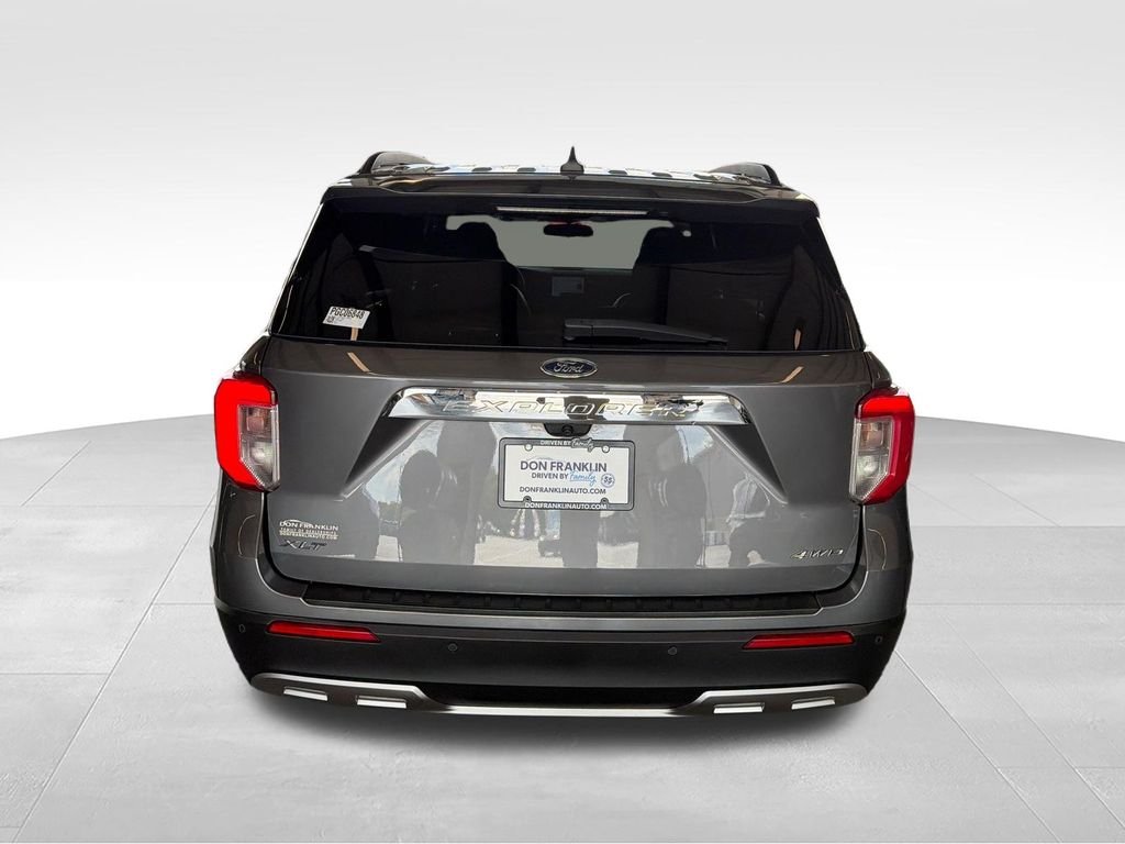 Used 2023 Gray Ford XLT image 4