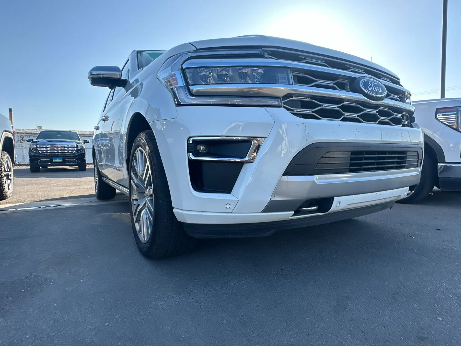 Used 2023 White Ford Platinum image 2