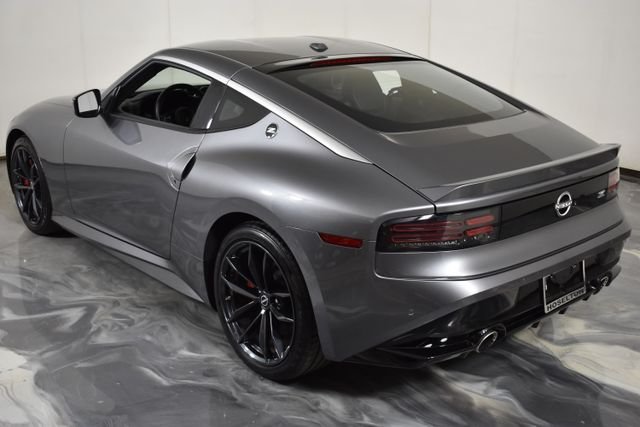 Used 2024 Gray Nissan Performance image 23