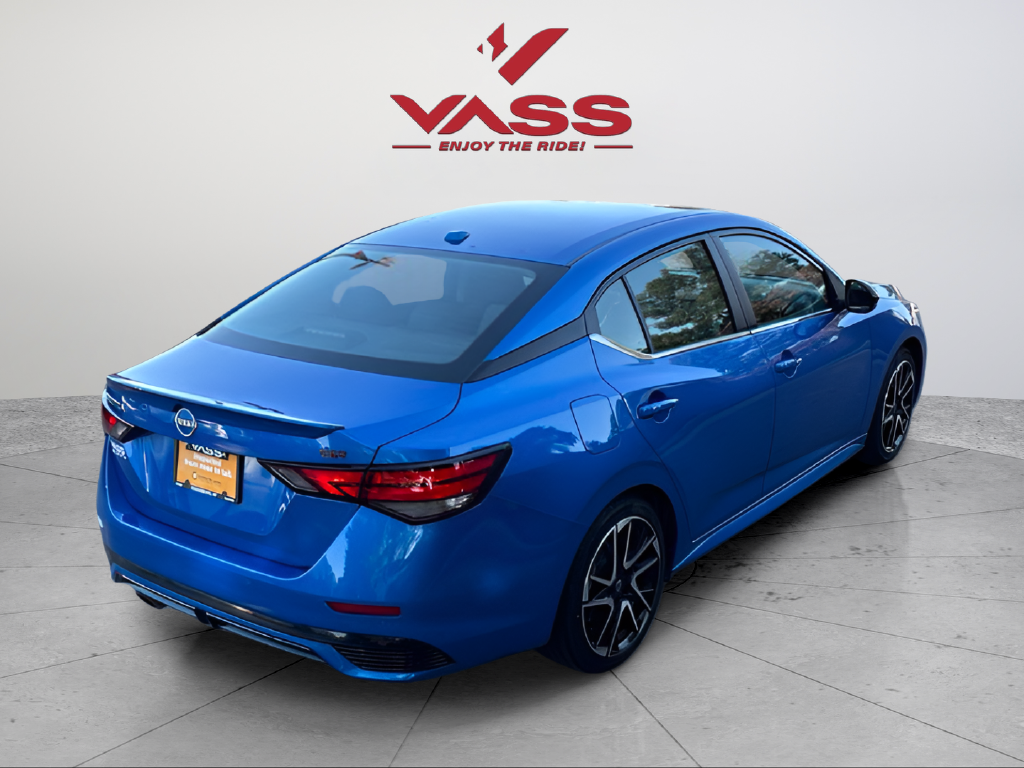 Used 2025 Blue Nissan SR image 5