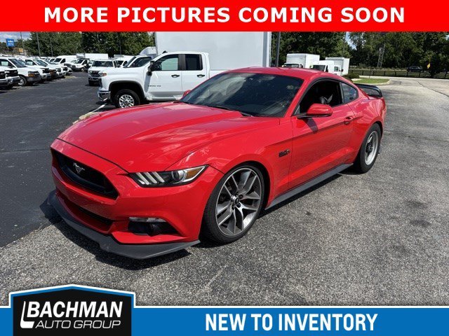 Used 2016 Race Red Ford GT image 3