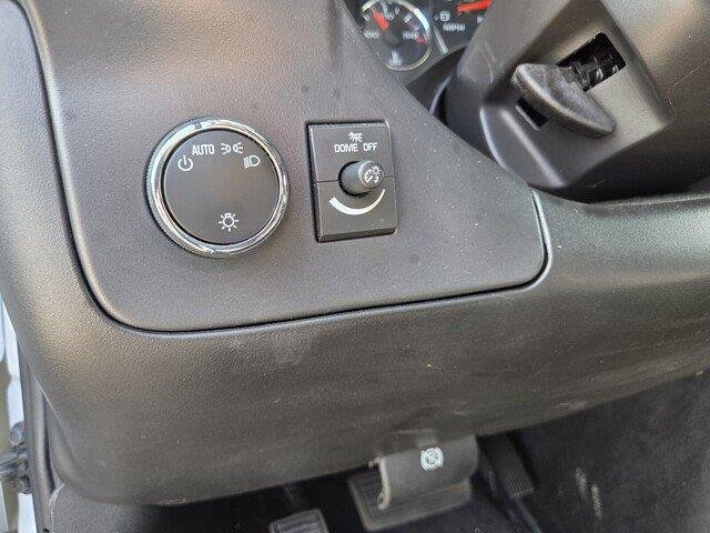 Used 2025 Summit White Chevrolet LT image 14
