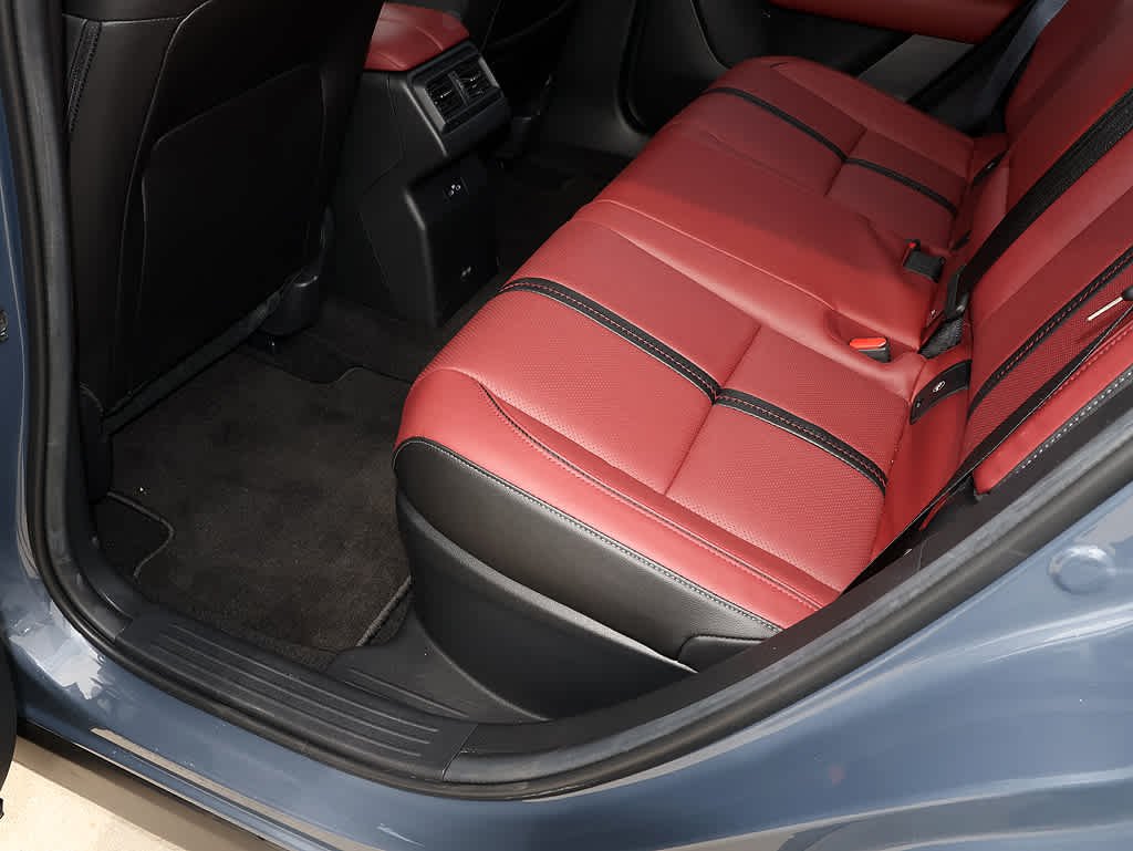 Used 2025 Polymetal Gray Metallic Mazda Premium Package image 24