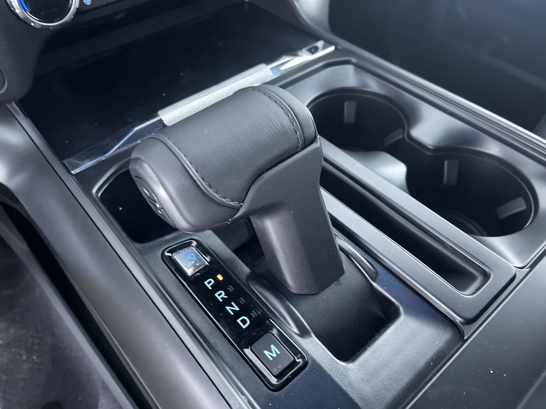 New 2026 Carbonized Gray Metallic Ford Lariat image 22
