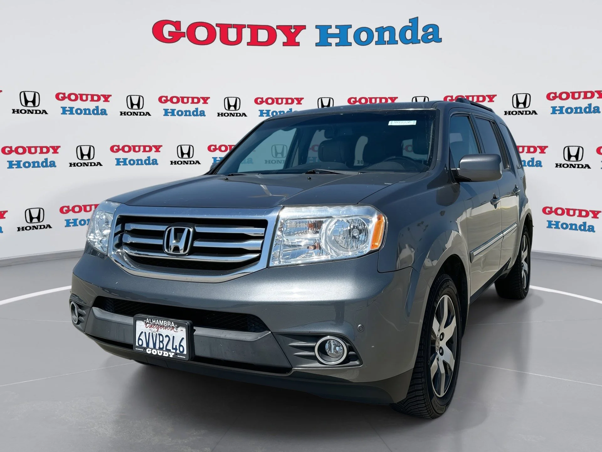 2012 Honda Pilot Touring w/ NAVI and RES's photo