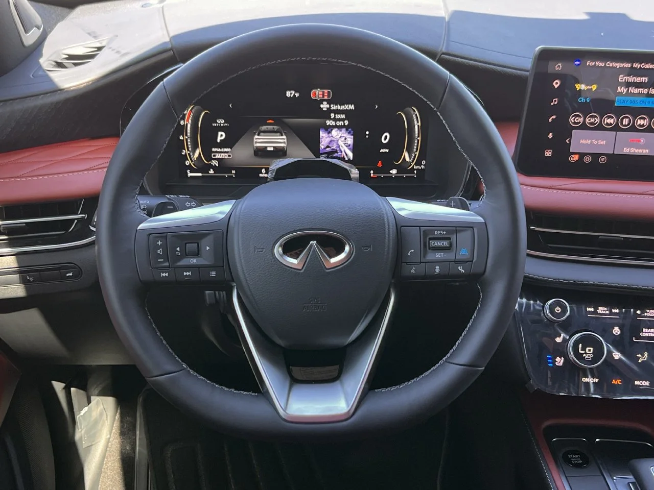 New 2027 MINERAL BLACK INFINITI Autograph AWD image 11