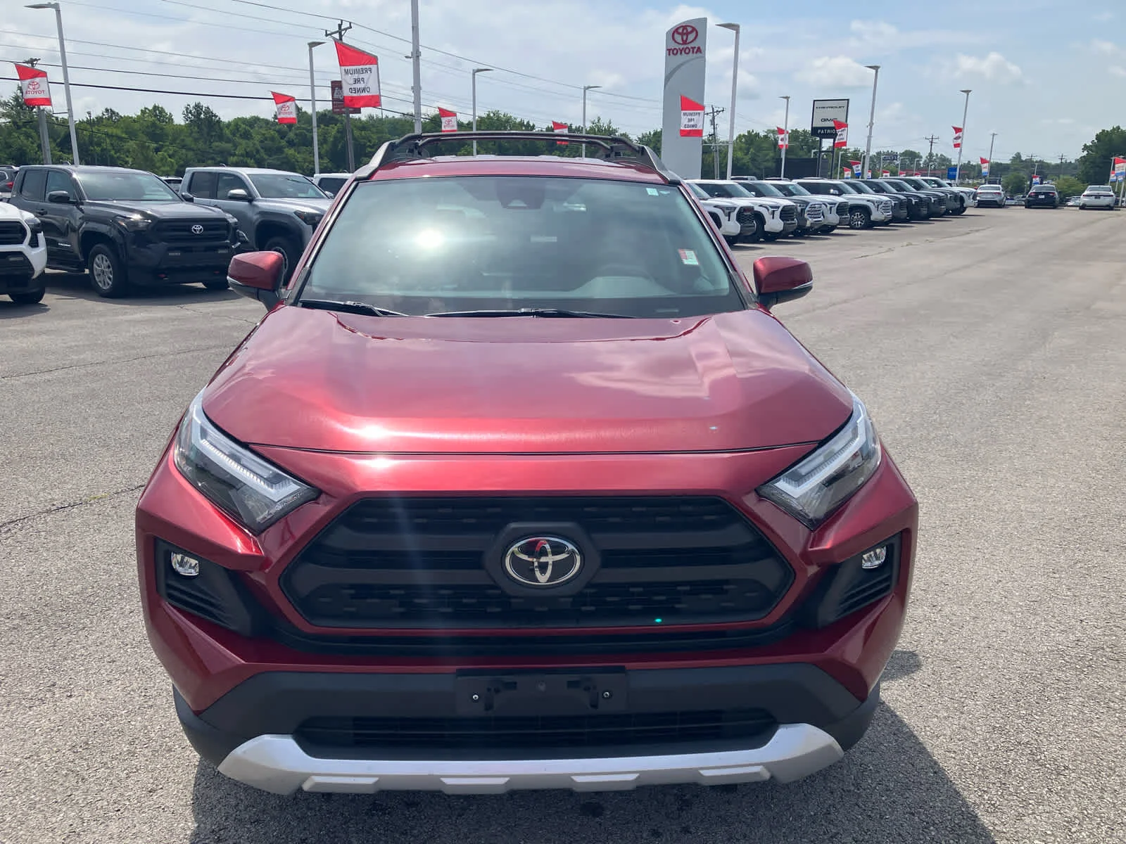 Used 2023 Ruby Flare Pearl Toyota Adventure image 2