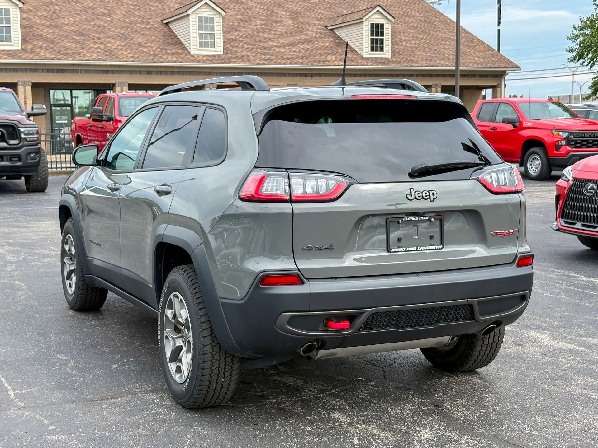 Used 2022 Gray Jeep Trailhawk image 8