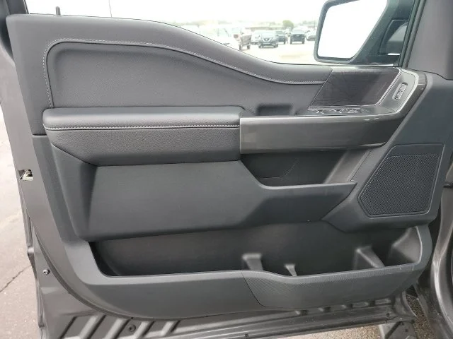Used 2023 Gray Ford XLT image 11