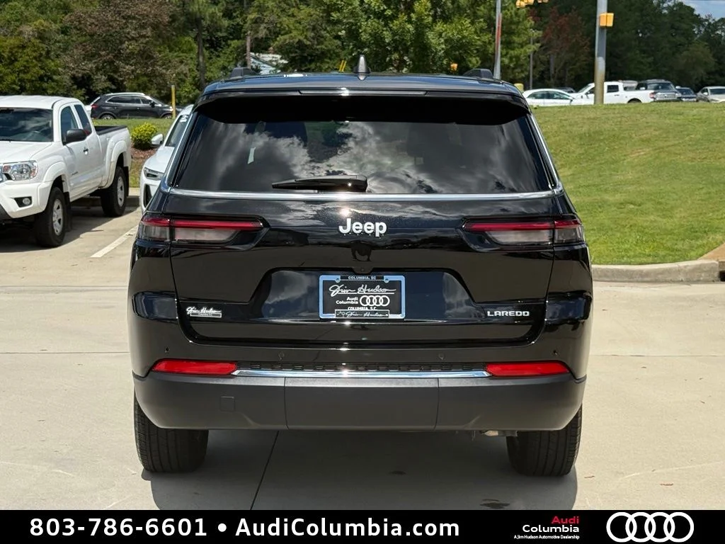 Used 2025 Black Jeep Laredo image 12