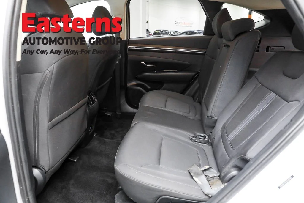 Used 2024 White Hyundai SEL image 22