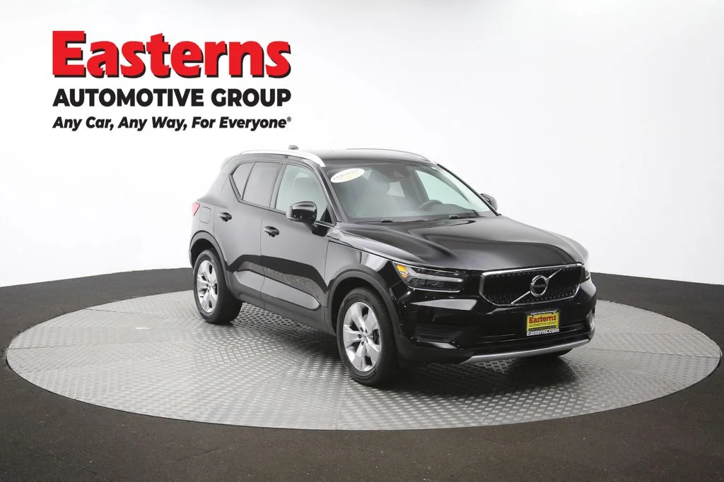 Used 2019 Black Volvo Momentum image 48