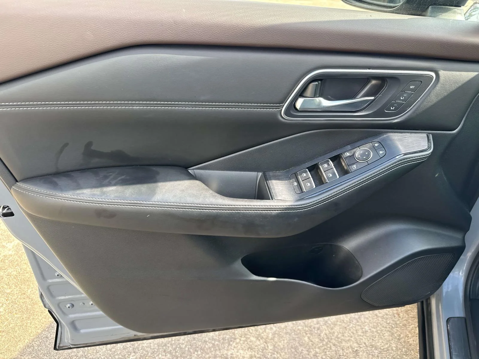 2023 Nissan Rogue Platinum - Photo 19