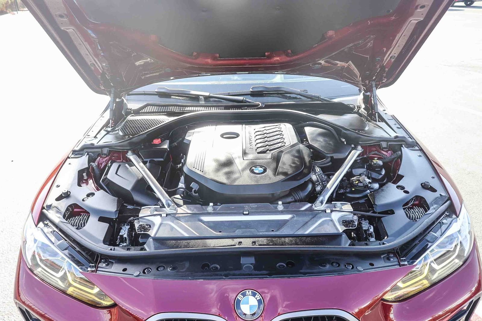 Used 2022 Aventurin Red Metallic BMW M440i xDrive image 30
