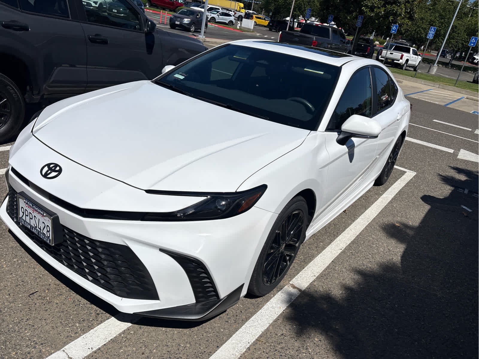 Certified Used 2025 Ice Cap Toyota SE image 7