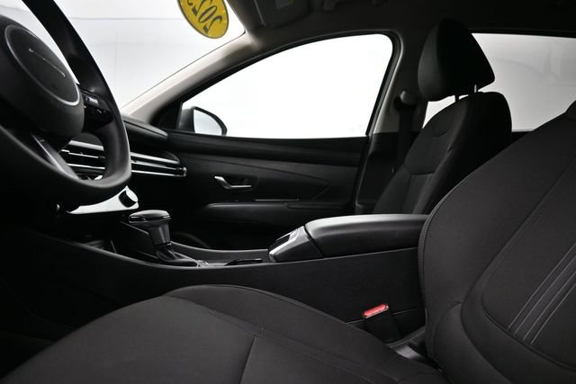Used 2025 Silver Hyundai SEL image 16