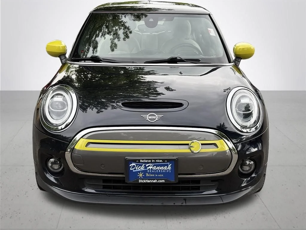 Used 2020 Black MINI Iconic image 7