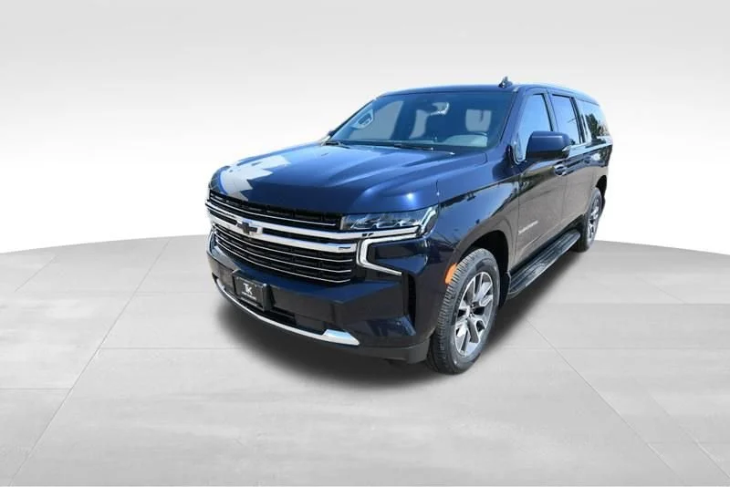 Used 2023 Chevrolet Suburban LT with VIN 1GNSKCKT1PR454346 for sale in North Branch, Minnesota