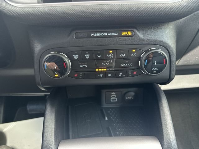Used 2024 Gray Ford Outer Banks image 18