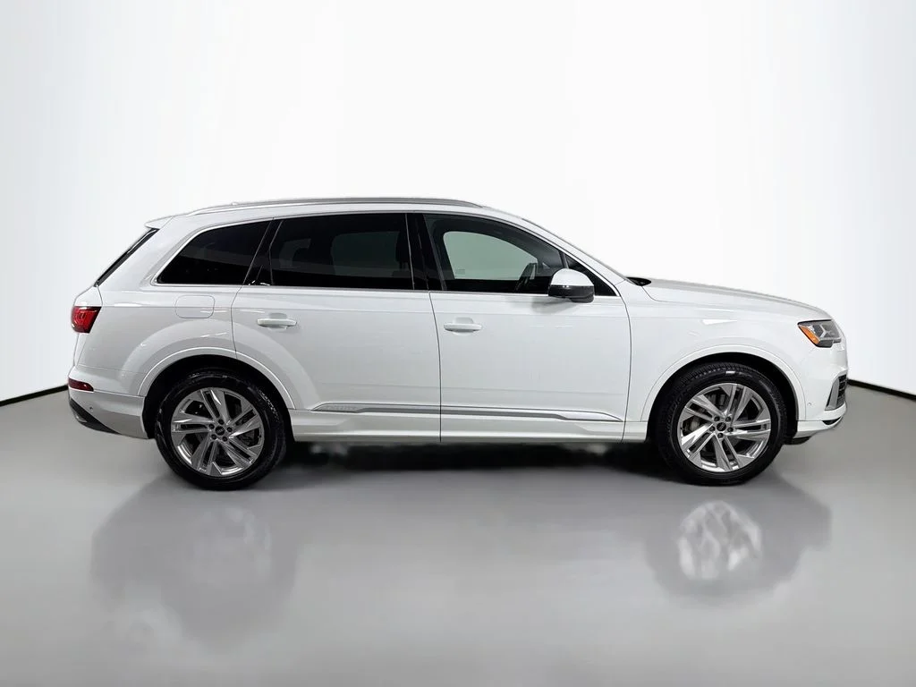 Used 2021 White Audi 45 Premium image 4
