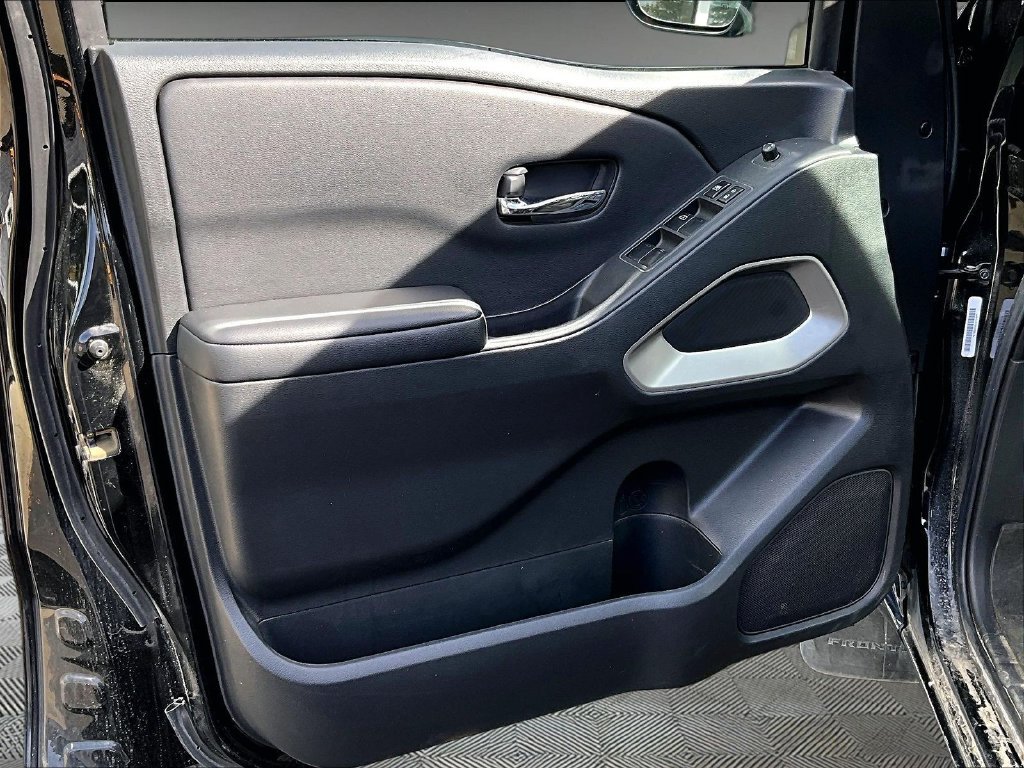 Used 2025 Black Nissan SV image 9