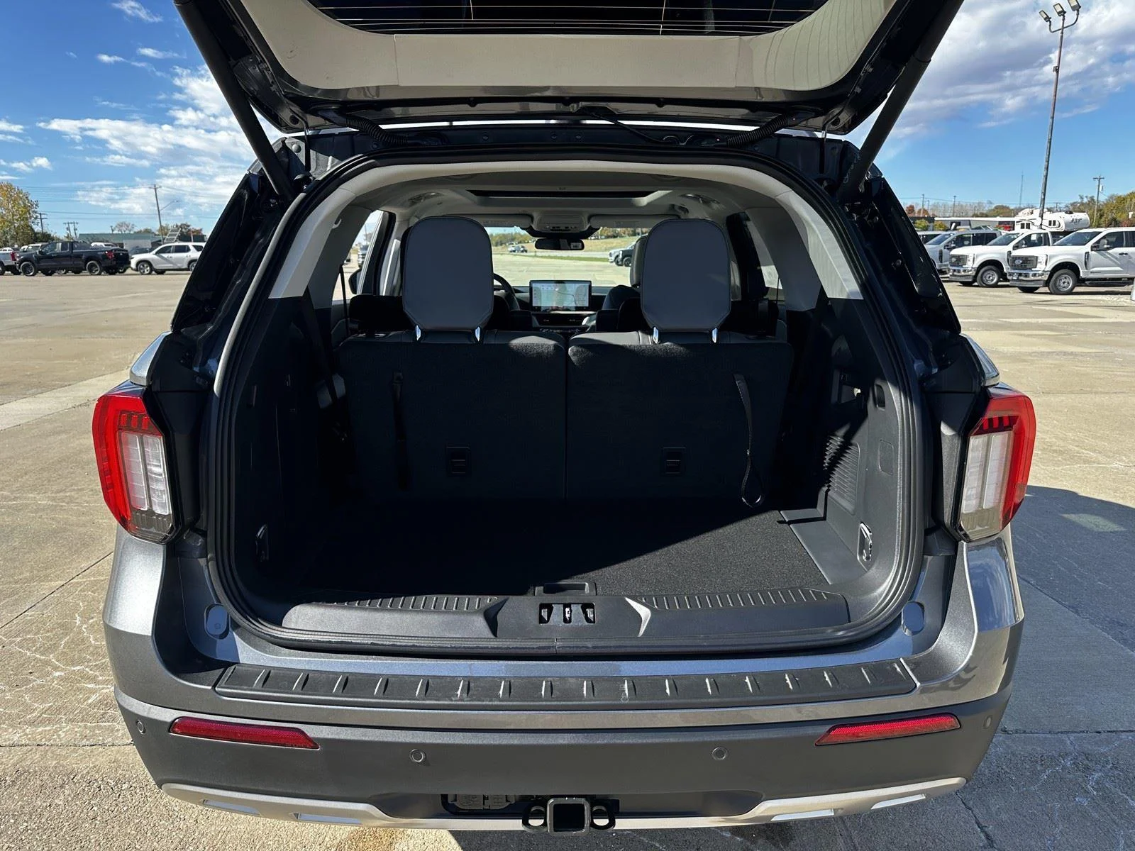 2026 Ford Explorer Active - Photo 9