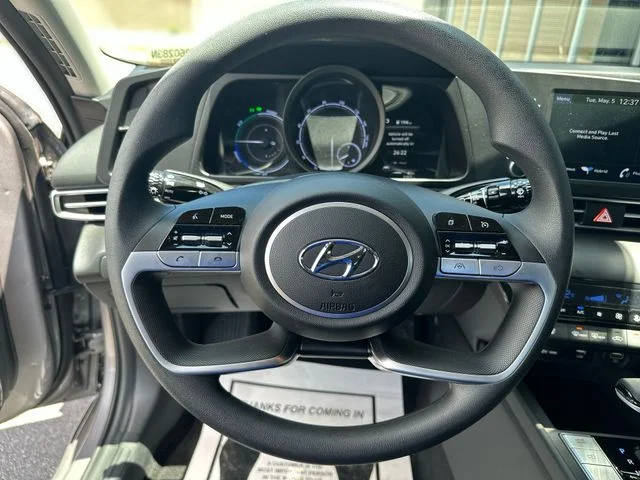 Used 2023 Silver Hyundai Blue image 15