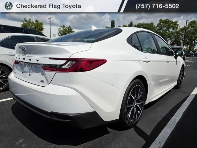 Used 2026 Ice Cap Toyota SE image 6