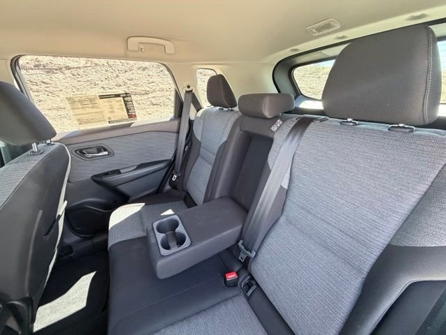 2023 Nissan Rogue SV - Photo 25