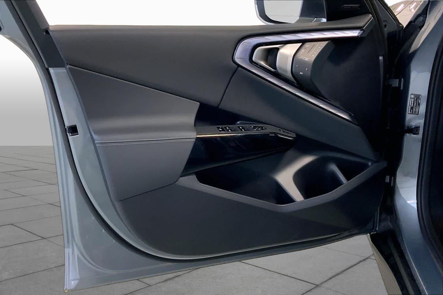 New 2026 Skyscraper Grey Metallic BMW 30 xDrive image 10
