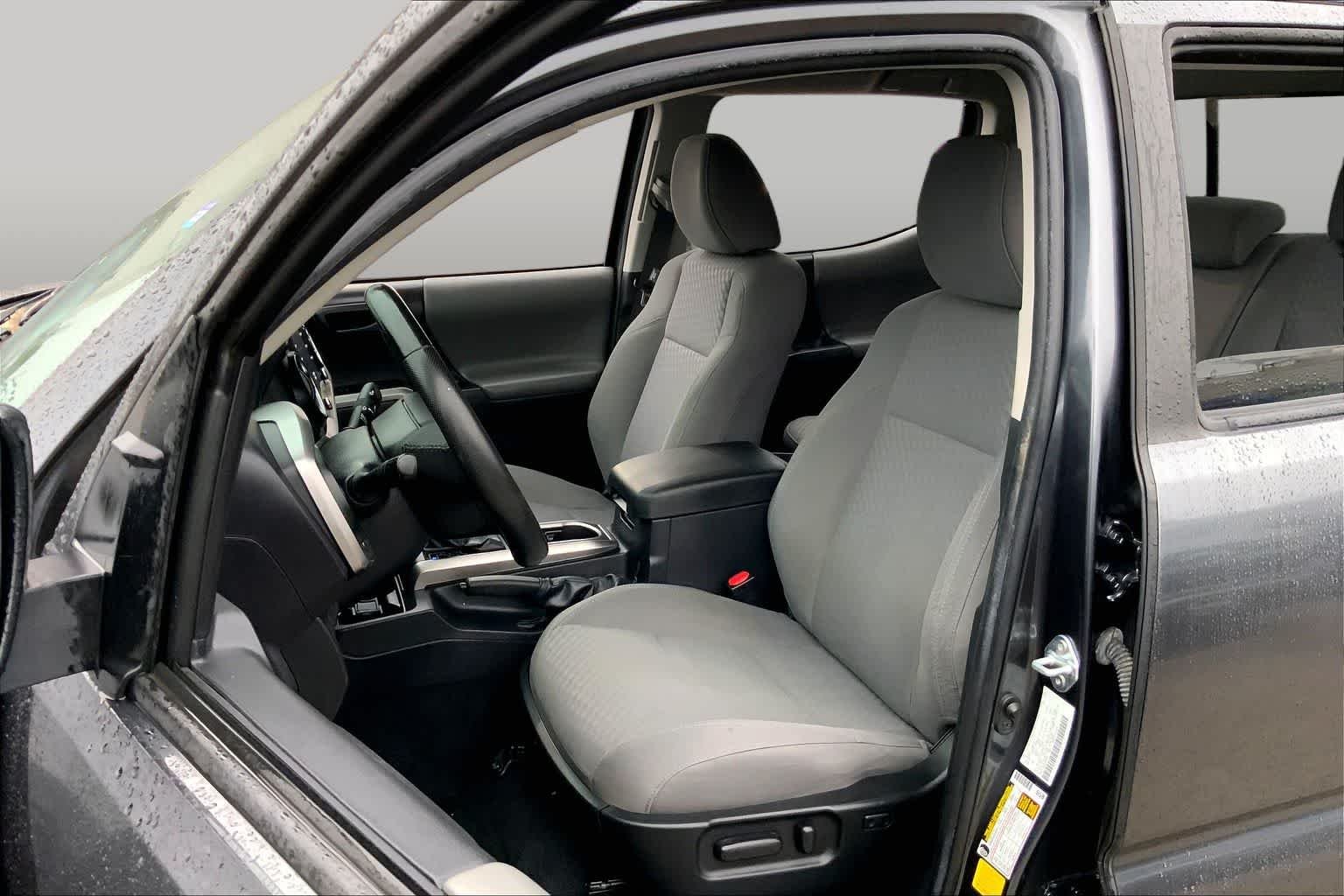 Used 2022 Magnetic Gray Metallic Toyota SR5 image 8