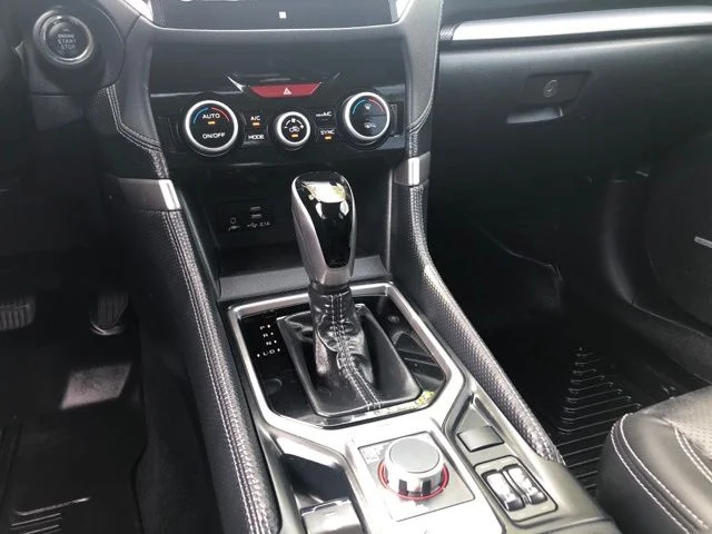 Used 2019 Crystal White Pearl Subaru Limited image 32