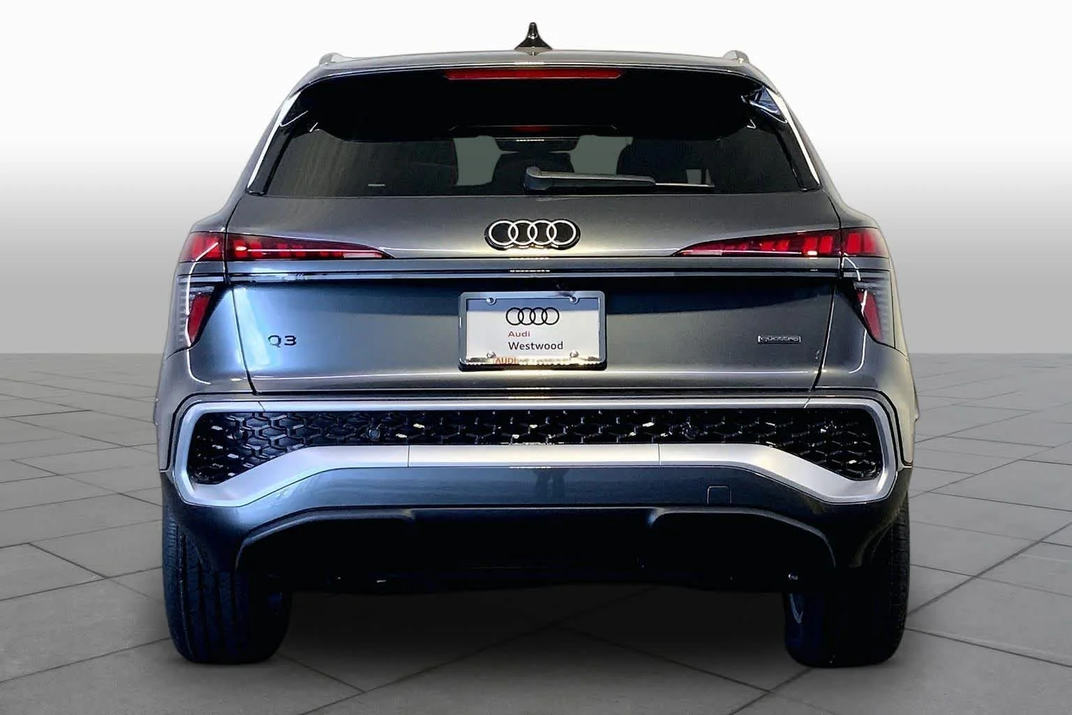 New 2026 Daytona Gray pe Audi S line image 4