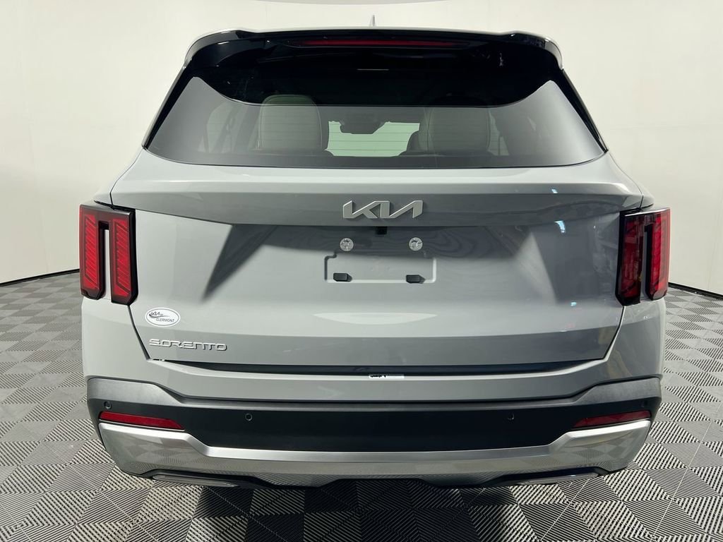 2026 Kia Sorento EX - Photo 4