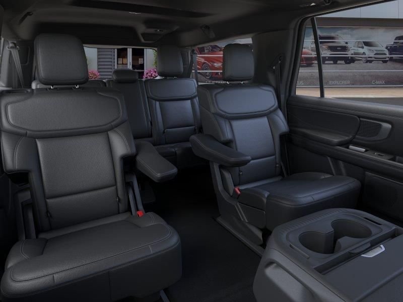 New 2026 Star White Metallic Tri-Coat Ford MAX Platinum® image 11