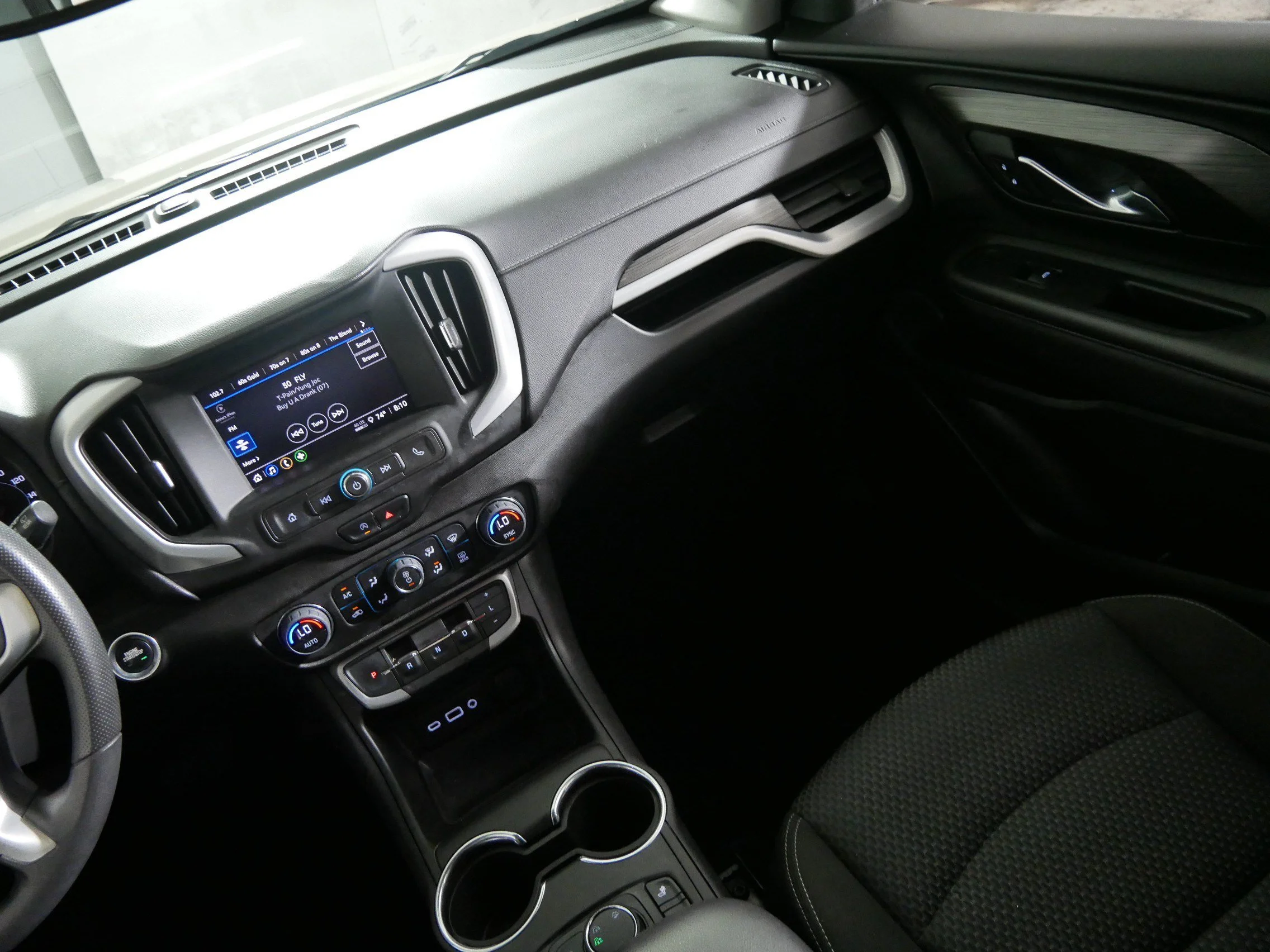 Used 2023 Desert Sand Metallic GMC SLE image 11