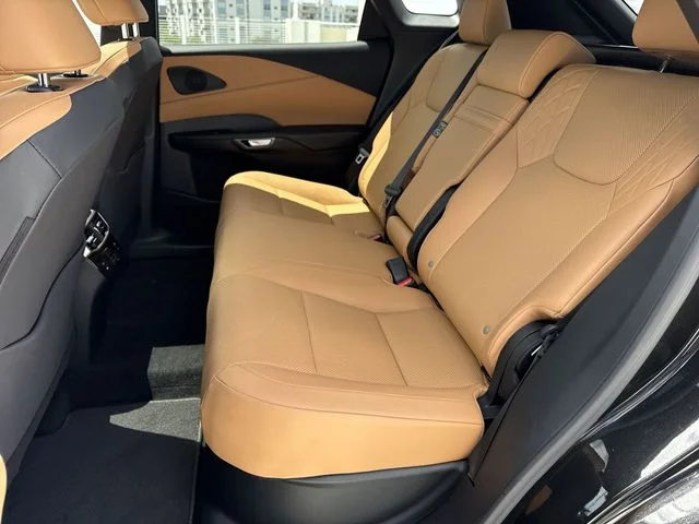 Used 2024 Black Lexus 350 Premium image 23