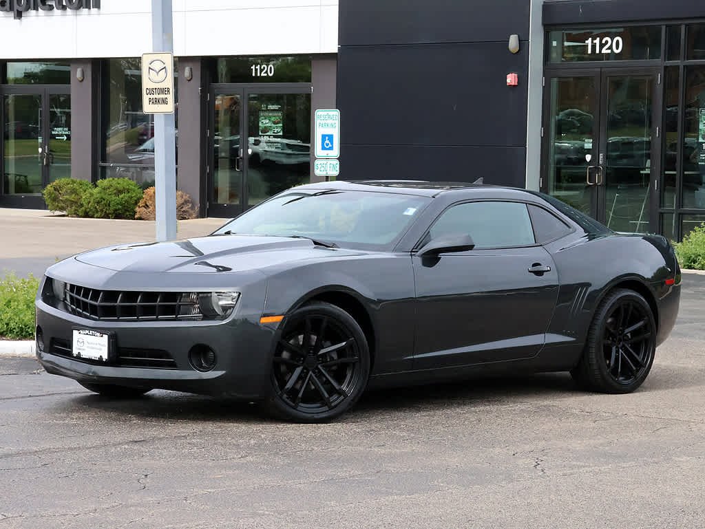 Used 2012 Chevrolet Camaro 2LS with VIN 2G1FA1E31C9166482 for sale in Libertyville, IL