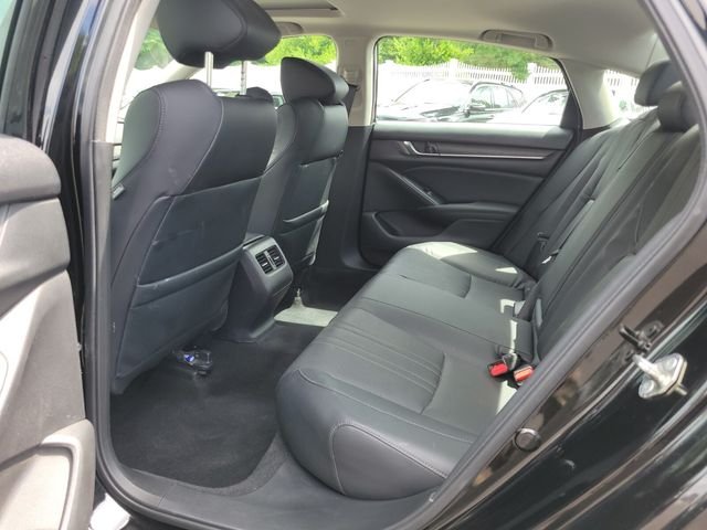 Used 2018 Black Honda EX-L image 18