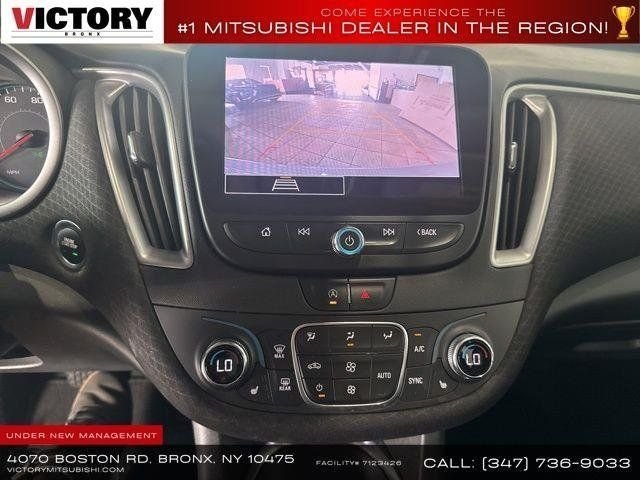 Used 2022 Gray Chevrolet LT image 41