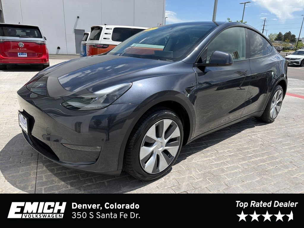 2024 Tesla Model Y Long Range Dual Motor All-Wheel Drive's photo