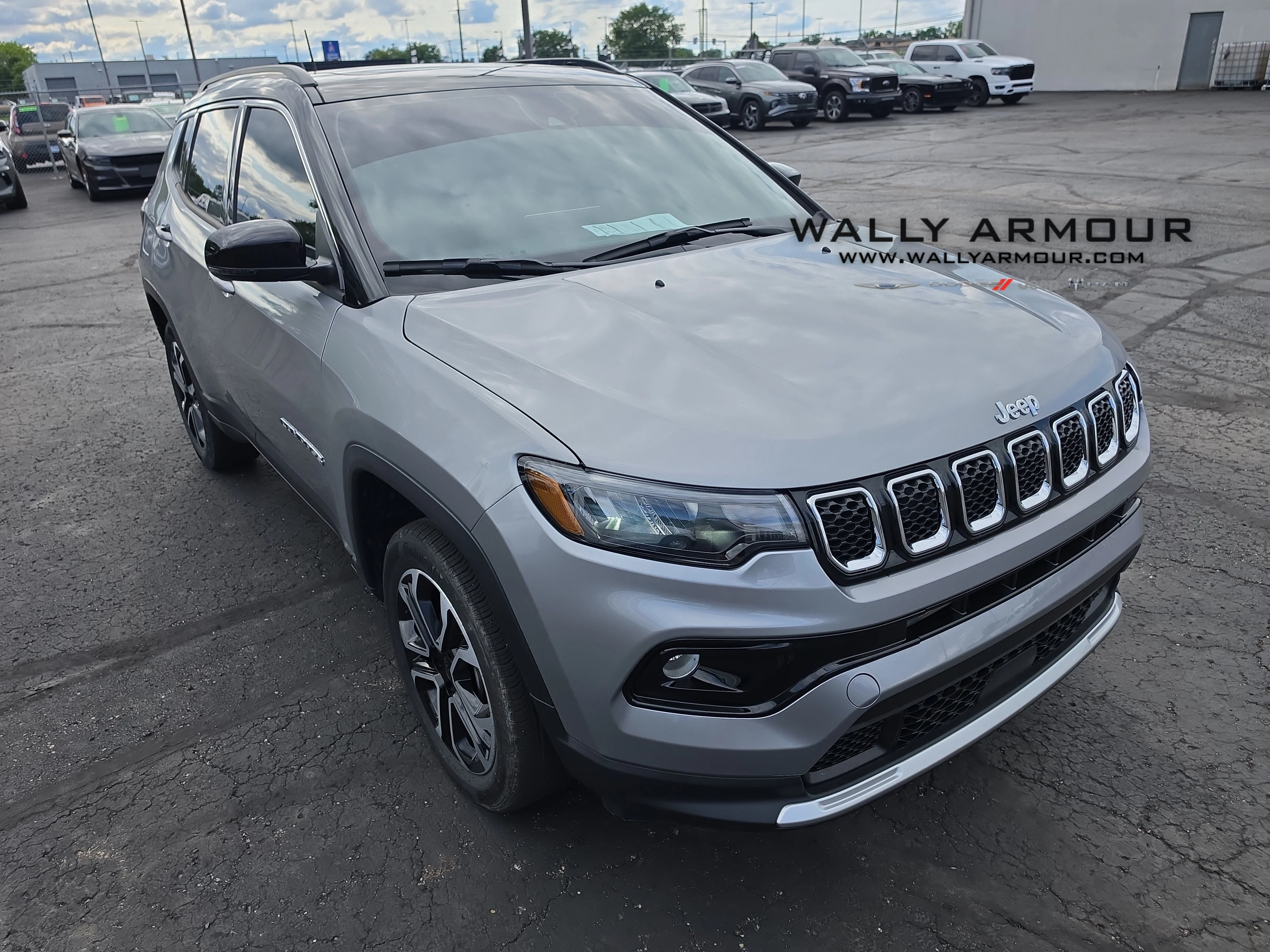 Used 2023 Billet Silver Metallic Clearcoat Jeep Limited image 1