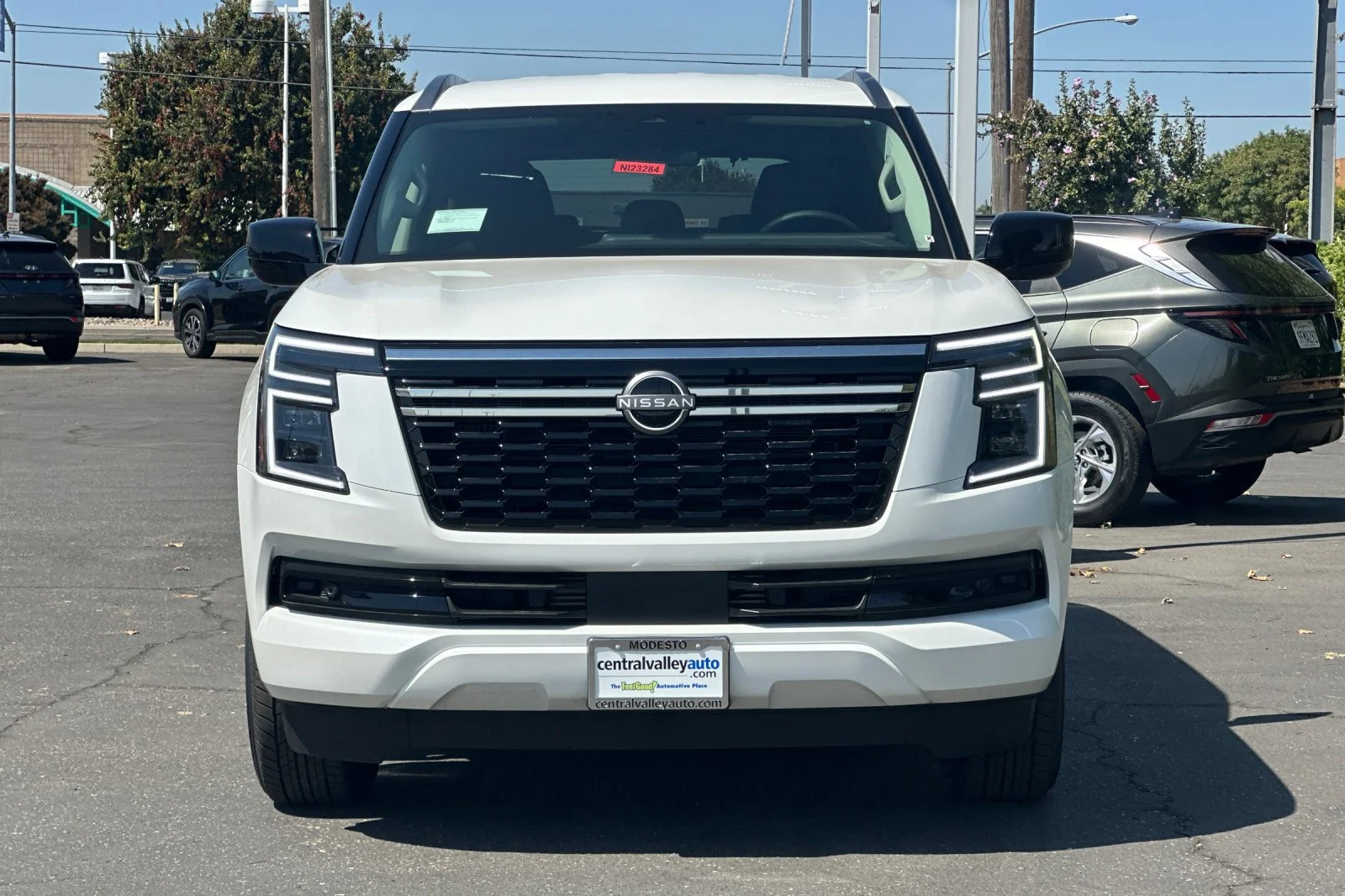 2026 Nissan Armada SV - Photo 9