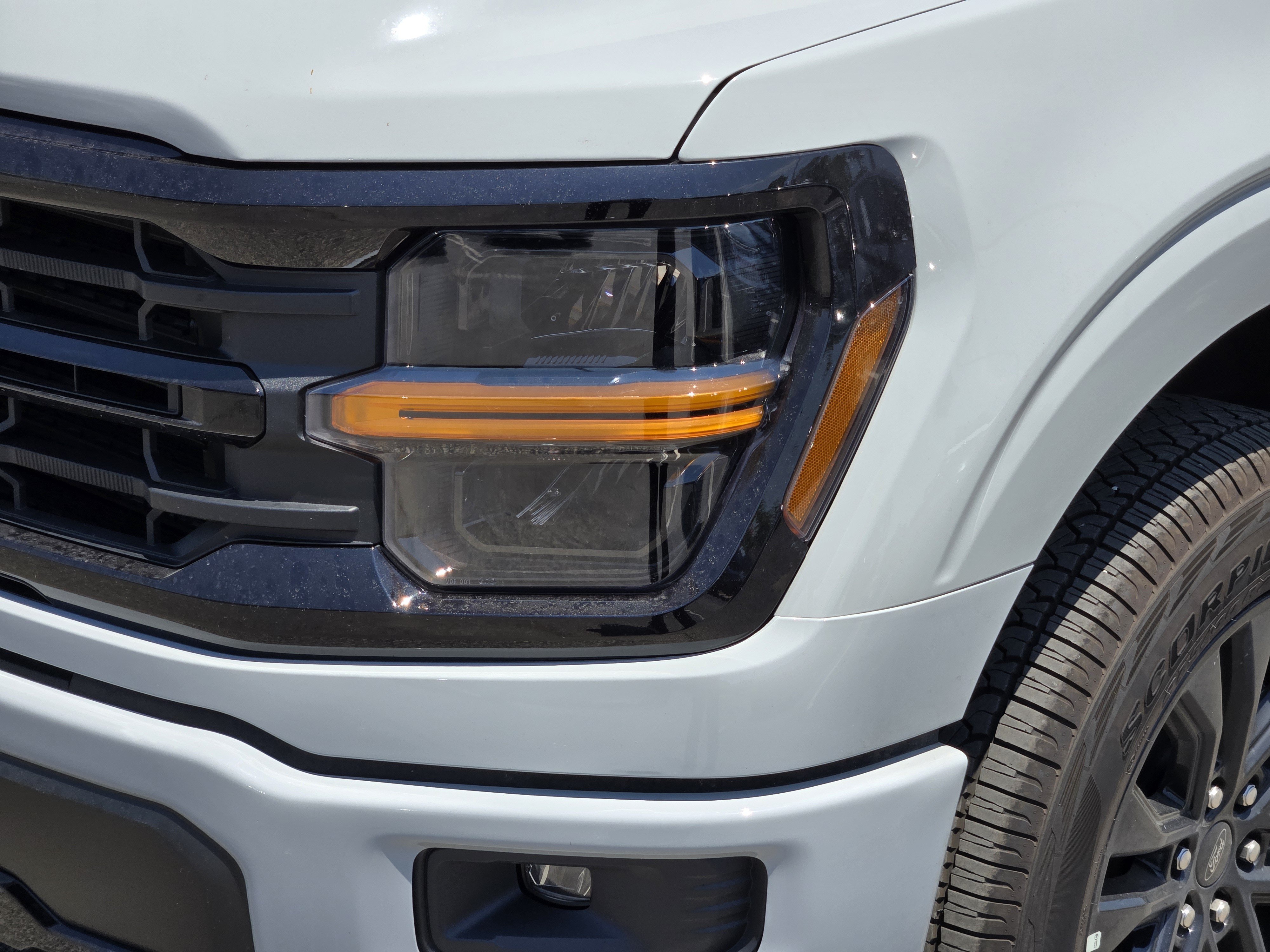 New 2026 Avalanche Ford XLT image 5