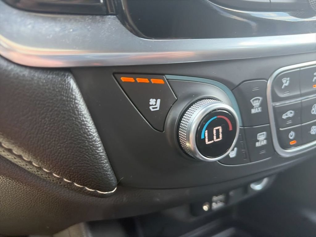 Used 2023 Black Chevrolet Premier image 23