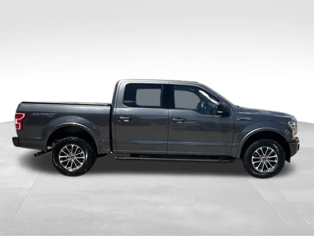 Used 2019 Gray Ford XLT image 8