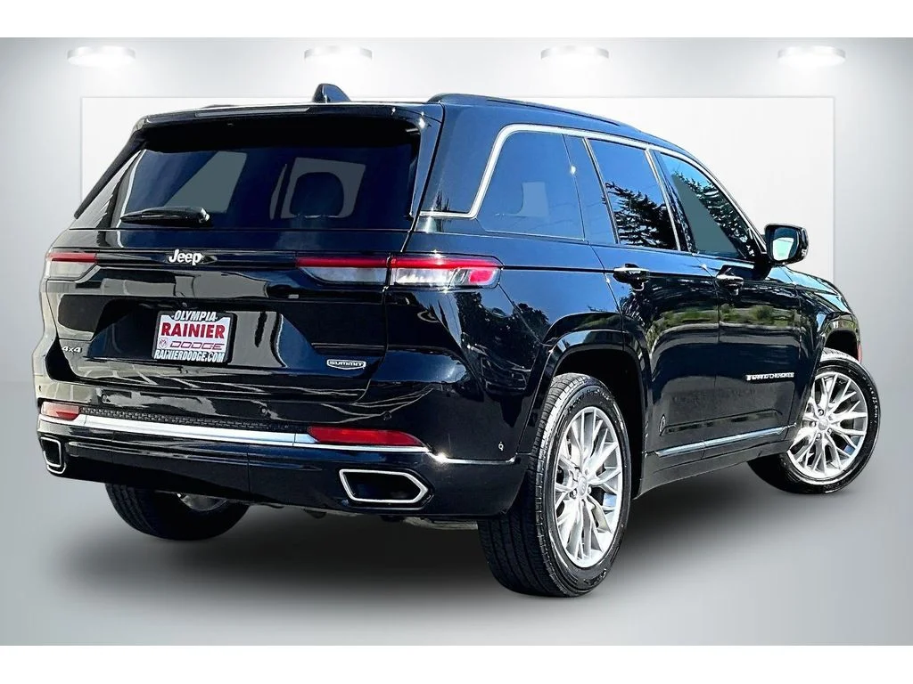 Used 2024 Black Jeep Summit image 13