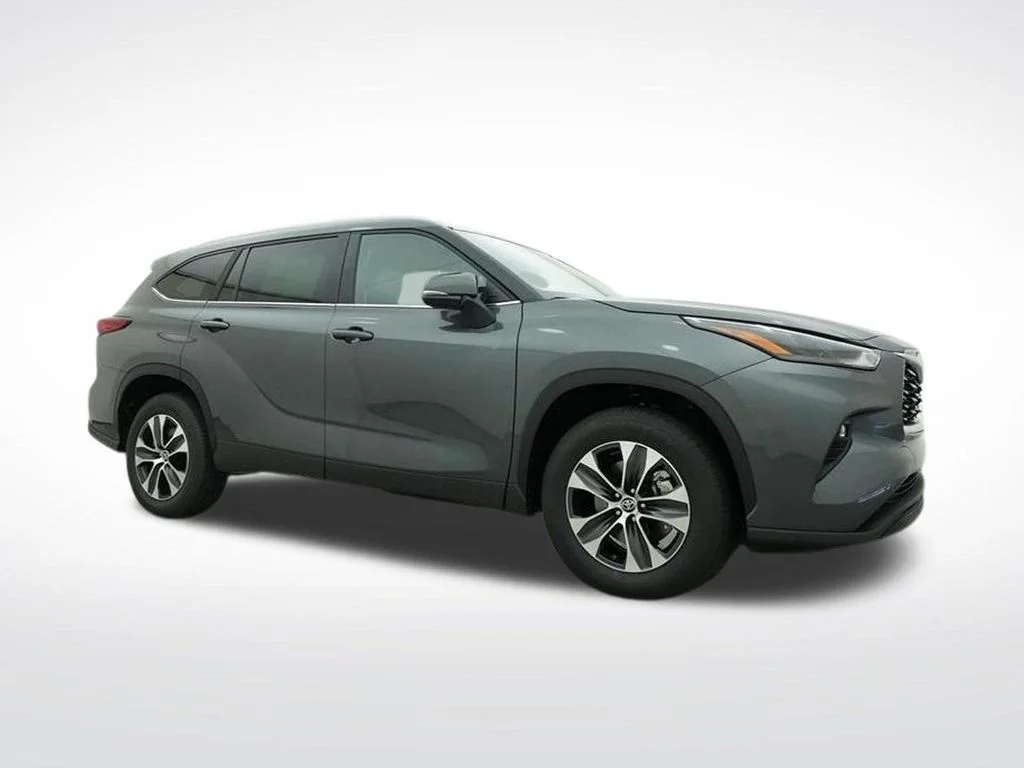 Used 2023 Gray Toyota XLE image 32